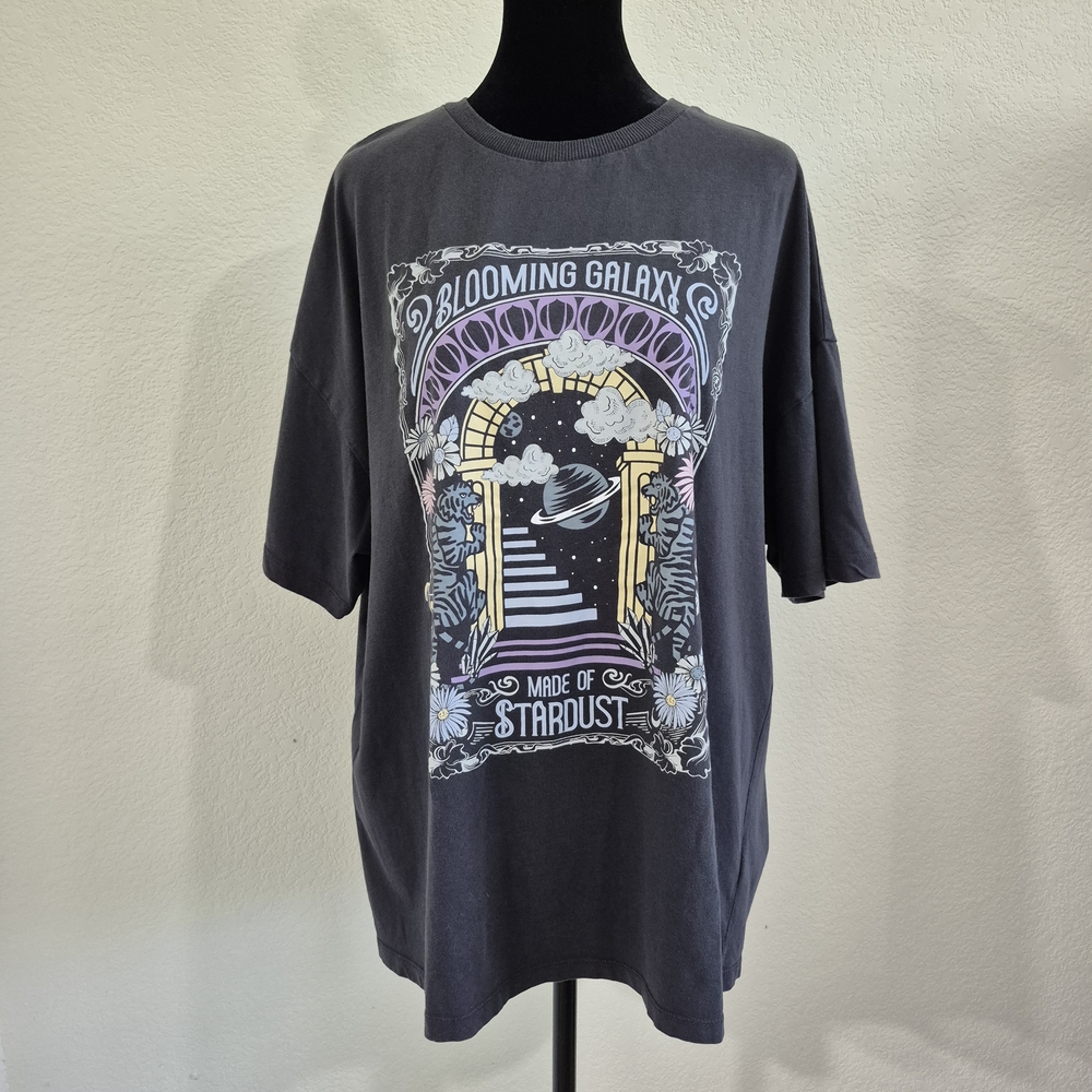 H & M Dark Gray Divided Graphic Tee